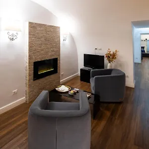 Le Piccole Lune Di Monti Apartment